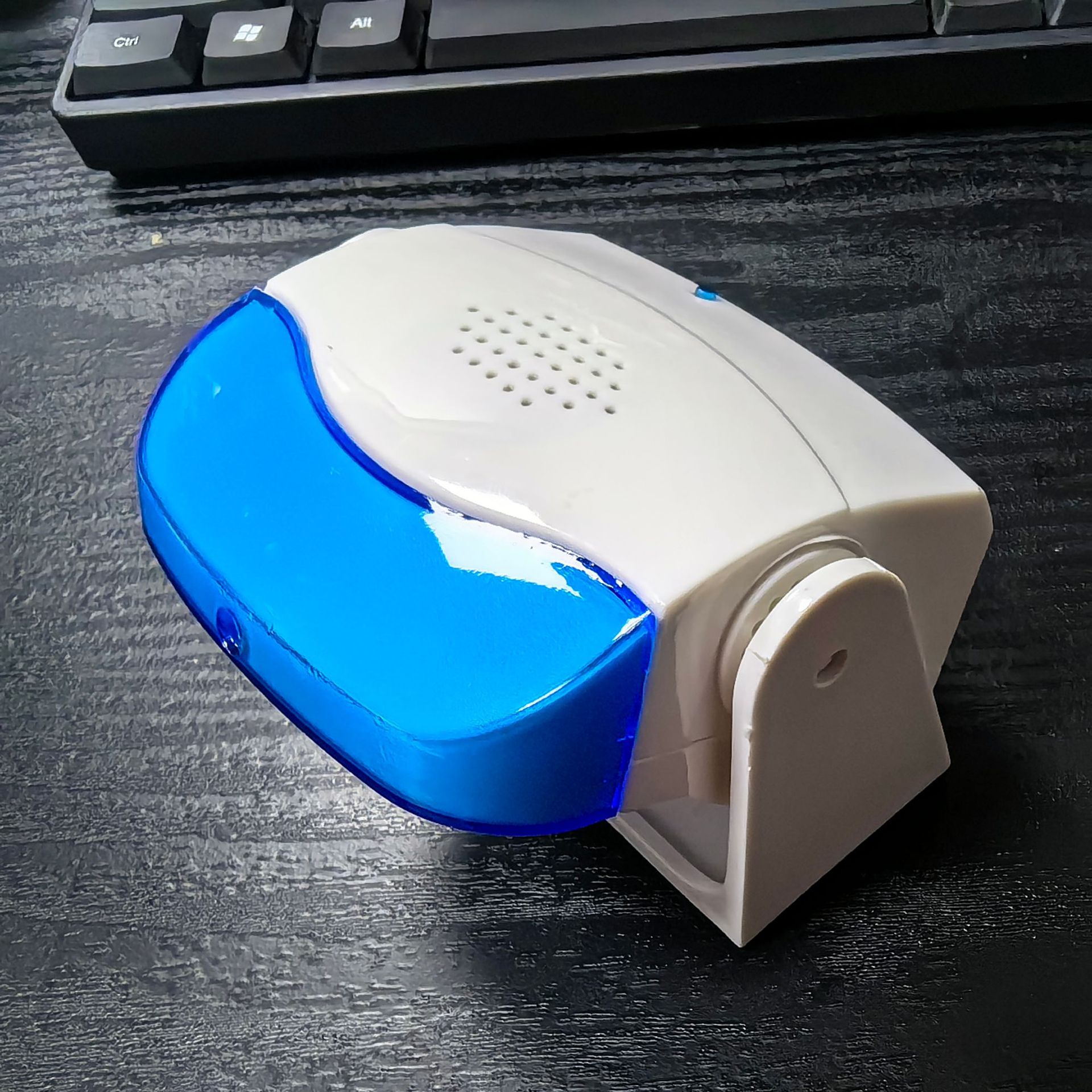 جرس باب لاسلكي للترحيب بالضيوف - مراجعة Wireless Door Sensor وسعره